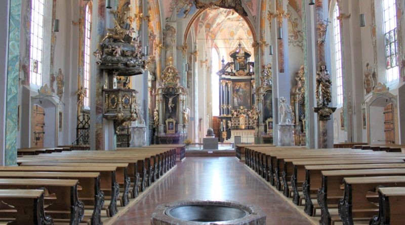 Innenansicht Kirche Sankt Nikolaus